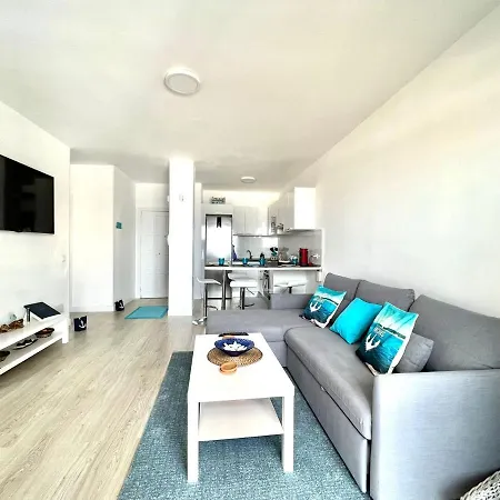 Apartment With Great Views Of The Atlantic Ocean, Wifi, Pool, 3Minutes To The Beach * Playa Paraiso (Tenerife)