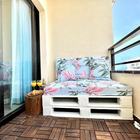 Apartment With Great Views Of The Atlantic Ocean, Wifi, Pool, 3Minutes To The Beach