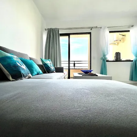 Apartment With Great Views Of The Atlantic Ocean, Wifi, Pool, 3Minutes To The Beach * Playa Paraiso (Tenerife)