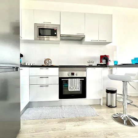 Apartment With Great Views Of The Atlantic Ocean, Wifi, Pool, 3Minutes To The Beach * Playa Paraiso (Tenerife)
